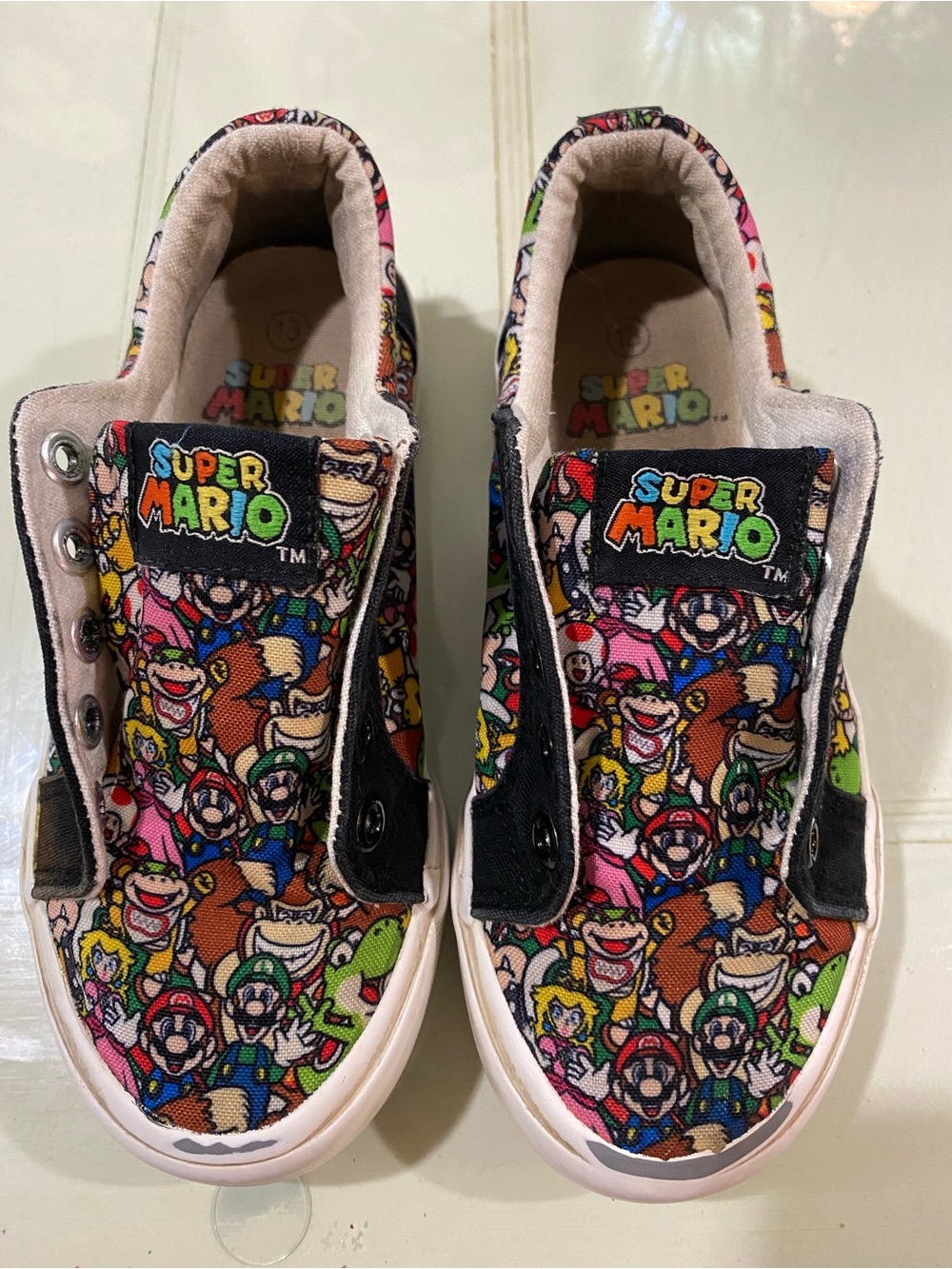 Super Mario Kids Shoes Size 13